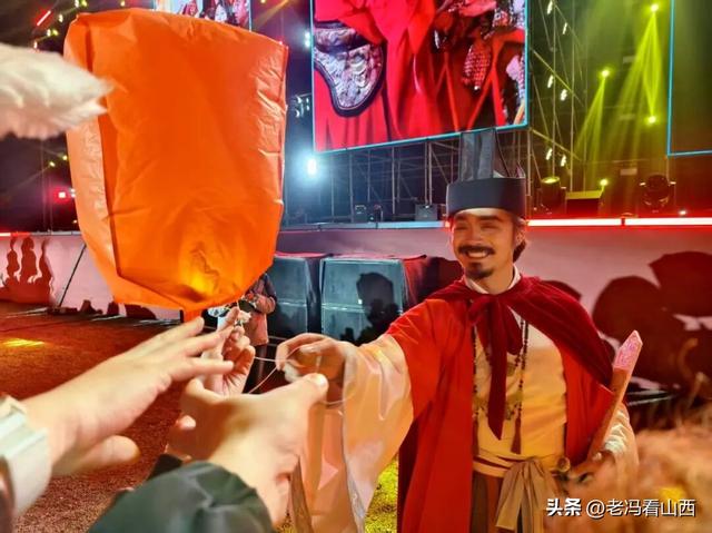 地道中国年最后1天，张壁古堡赠灯庆元宵！