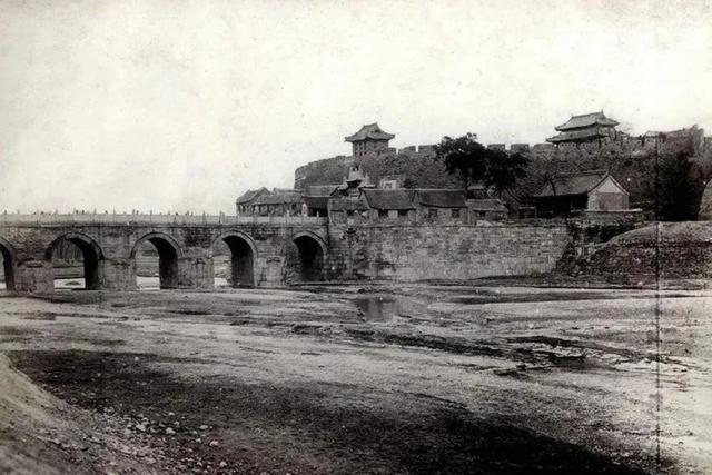 山东，有一座2000年前的一线城市，去青州古城赶一场槐花雨