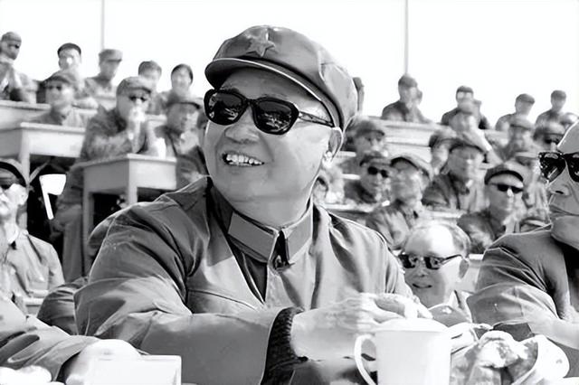 陈毅要求乘飞机从西藏回北京，空军少将张廷发：先别答应，等一等