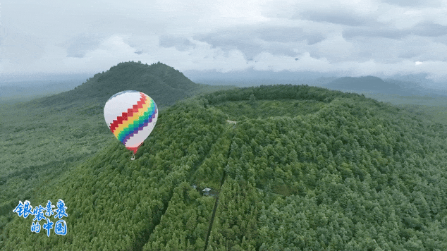 骑马踏雪、温泉煮云，这里的冬天比你想象的更热烈
