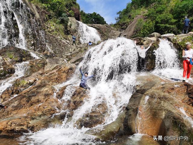 陆丰白水寨溯溪