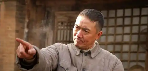 这一次，被人民日报公开点名的67岁李幼斌，让娱乐圈“沉默”了