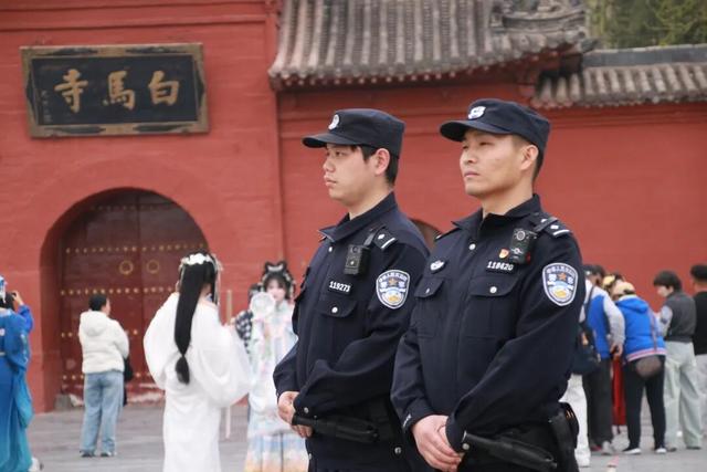 护航牡丹文化节丨黑的白的红的黄的紫的绿的蓝的