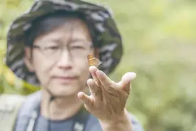 他可能是诗人中最会“科普”的图片