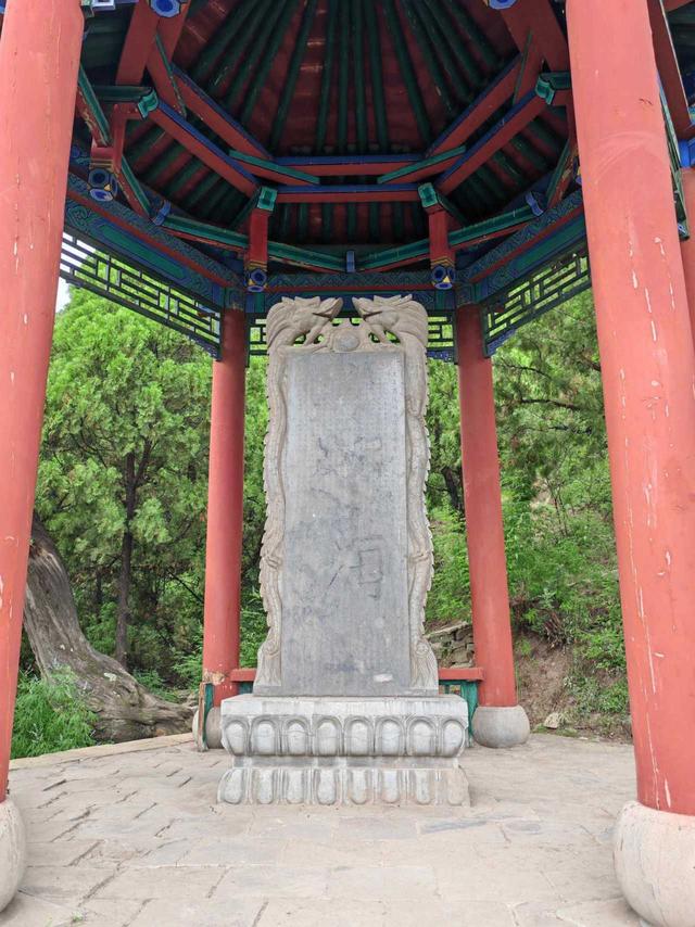 卦山天宁寺塔林——交城
