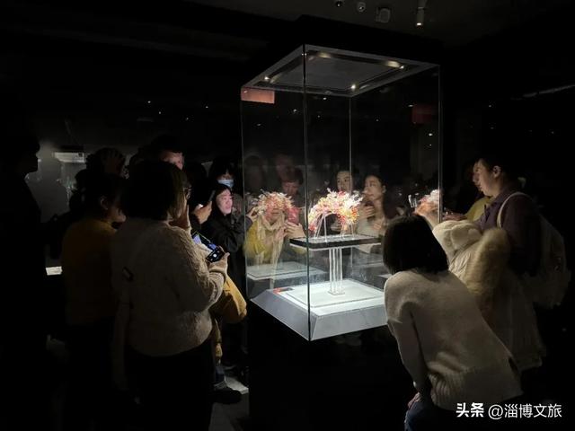 央视刷屏、“马”力全开！2026春节假期，淄博火爆出圈→