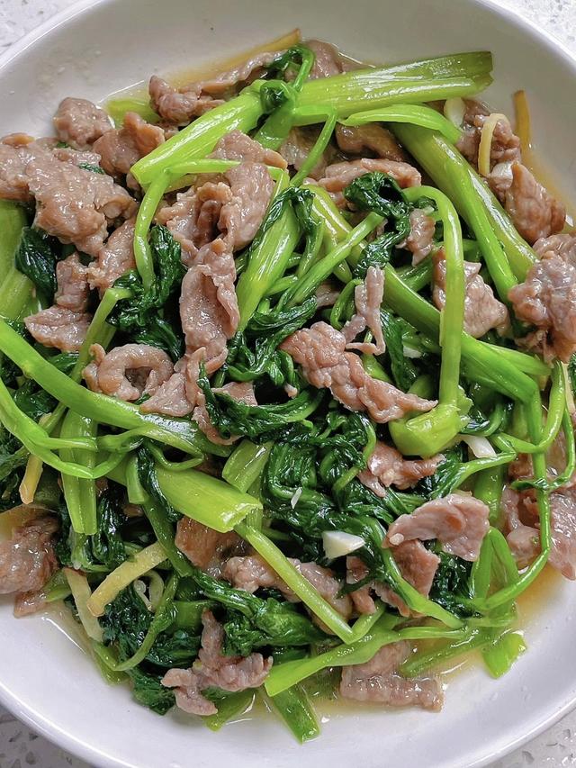 钾是香蕉50倍！中老年隔天吃这菜	，腿脚有劲护肝脏，3种做法超香