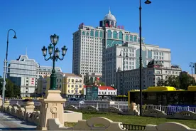 善良的梁姨和她操碎了心的漂亮儿媳小洁图片