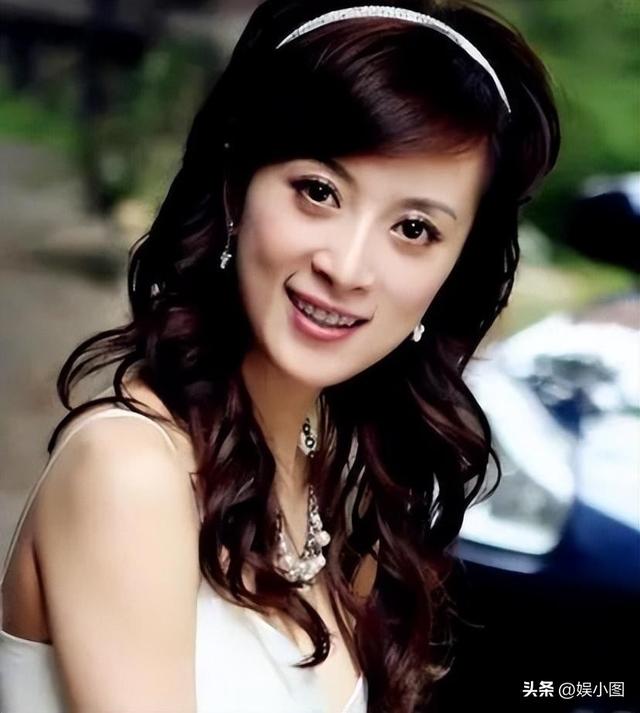 被“影视公司老总	”娶走的4位女星，个个如花似玉	，回家当老板娘