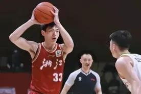 辽浙赛后爆发冲突！浙江球迷用国耻骂同胞，却在辽迷冲上来后秒怂图片