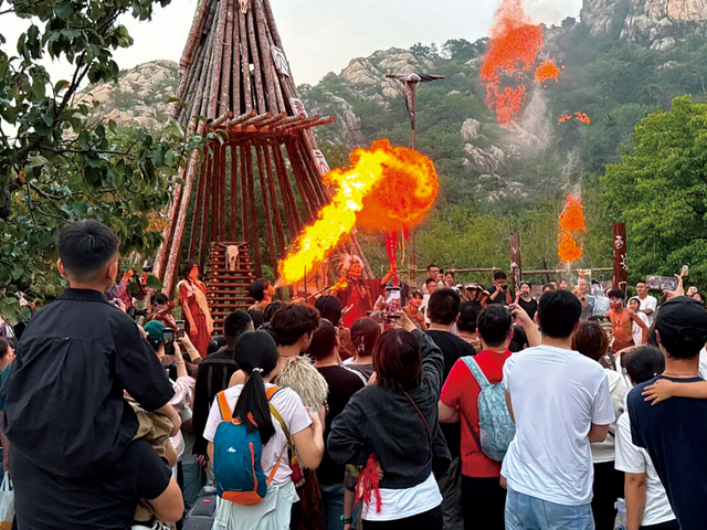 从“各美其美”到“美美与共”——透视全民出游热背后的港城文旅业态升级
