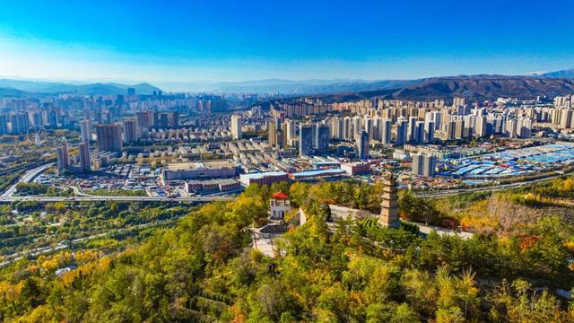 西宁发布八条秋季精品旅游线路