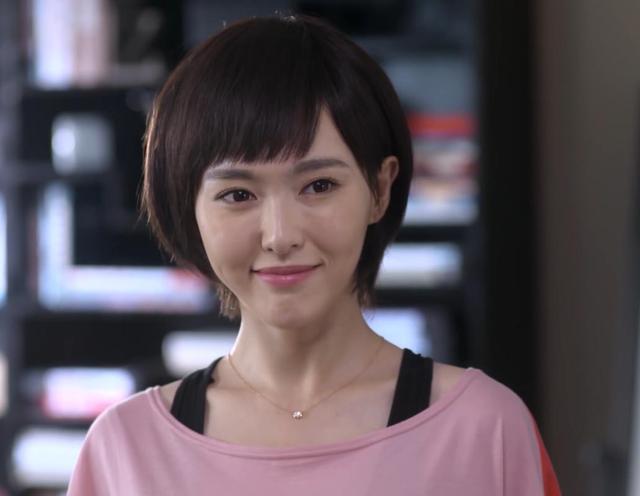 离过年仅1月	，42岁唐嫣再官宣喜讯，让罗晋和整个娱乐圈刮目相看