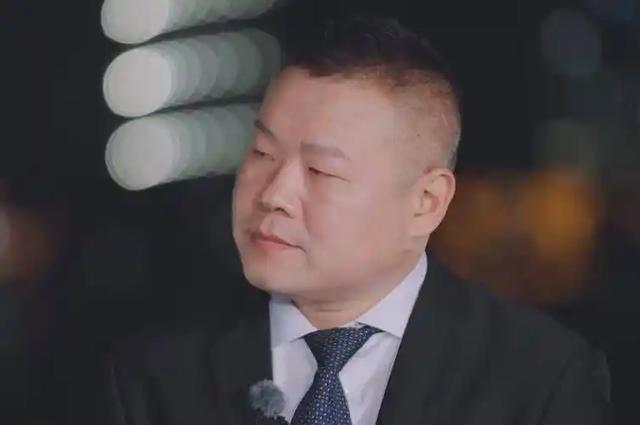 北京这一夜，官宣新身份的岳云鹏，彻底颠覆了大众对他的固有认知