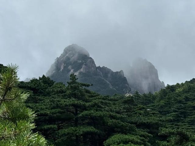 徒步三山五岳：安徽黄山！