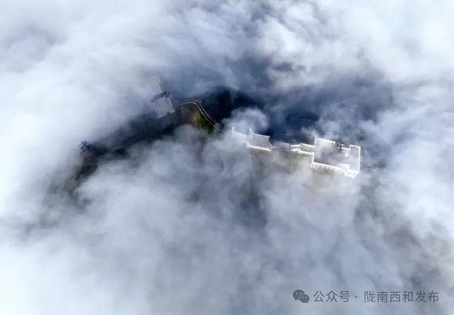 这个秋天 赴一场云华山的云海之约