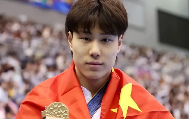 2025十佳运动员出炉：全红婵落榜，孙颖莎位列第四，他意外上榜