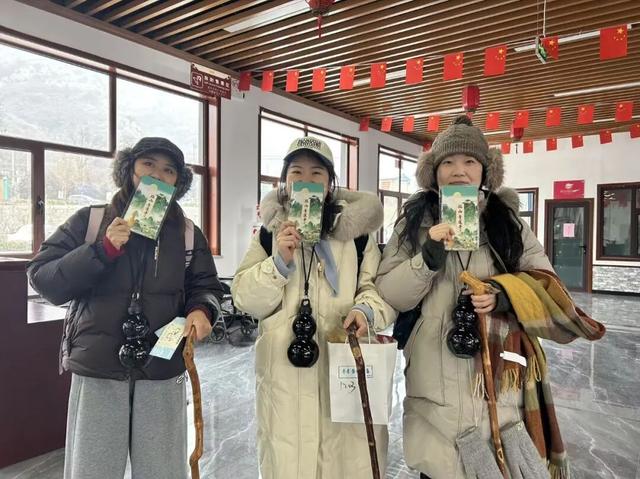 新年登高看雪，珏山景区年味十足！