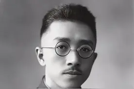 胡适离开大陆之前，做了2件事，致使毛主席对他彻底失望图片