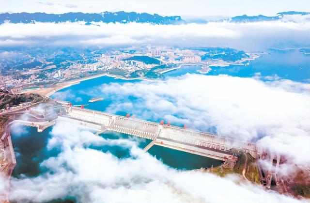 三峡大坝“账本”曝光！投资2500亿，运行20余年，如今回本多少？
