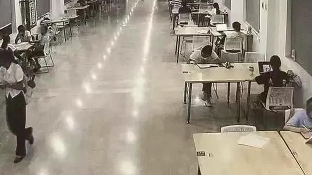 武大性骚扰案反转？受害人回应，恶心一幕出现，胡锡进怒斥不公