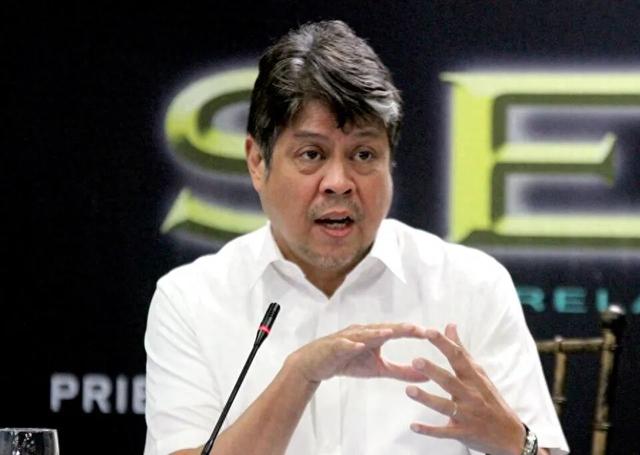 莎拉收到好消息，面临下台的马科斯	，对华态度变了