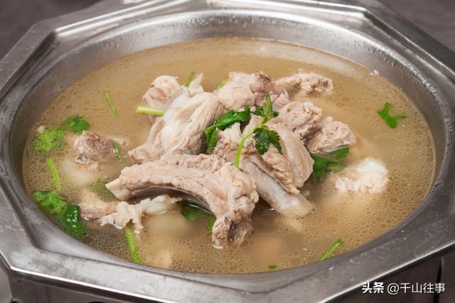 舌尖上的东江排骨：十五年骑行路藏着的土猪香