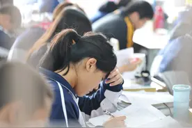高考全国统一卷？老师：不是不行，是北京上海卷，你们做不了！图片