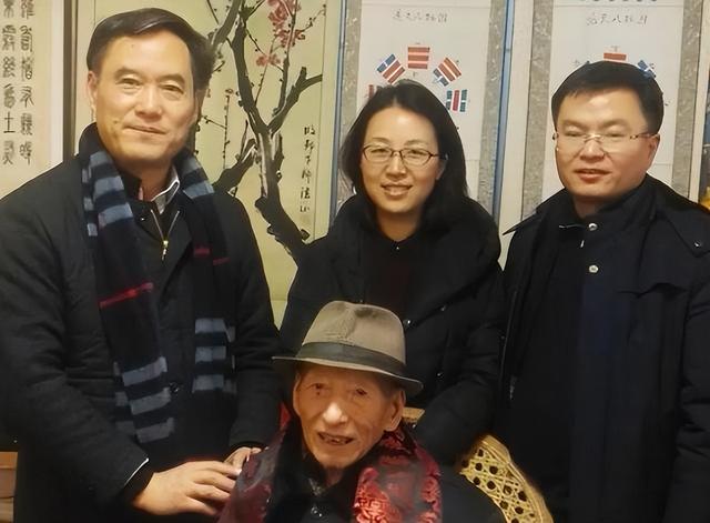“退休金在瑟瑟发抖”，武汉大学退休教师7000多人，7人超百岁！