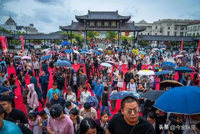 景区"多日票"火爆:门票背后的旅游业大变局,你还只当是多玩几天