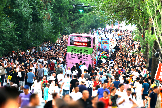 新华社聚焦！新民大街“新新新”带来“火热活”，赶紧来打卡~