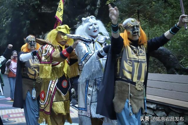 宕昌官鹅沟解锁流量密码！“小钻风”引爆山水景区新玩法