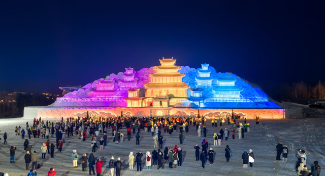 云顶天宫亮灯夜，长白山又出圈了！