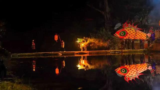 打破传统！首次七夕开嬉！汪满田七夕浪漫奇妙夜，非遗鱼灯顶流返场啦！