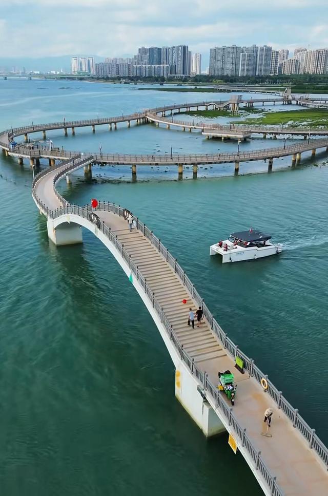 厦门下潭尾湿地公园，被称厦门版的马尔代夫，海上森林，颜值爆表