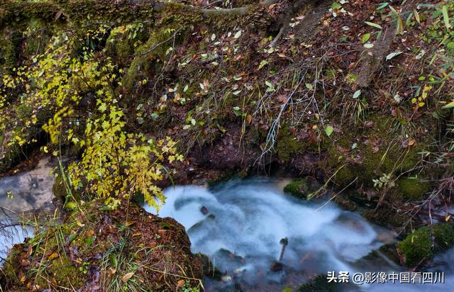 四川牟尼沟：扎嘎瀑布引客来