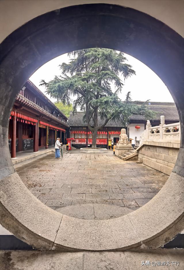 镇江金山寺和北固山一日游，记录目睹事实，偏爱金山寺