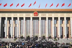 全国人大代表汤维建：推进人民监督员制度立法图片