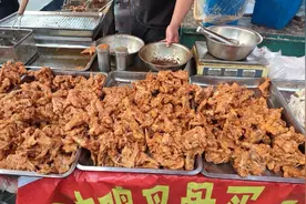 路边炸鸡摊的香酥鸡叉骨，为啥都是买一斤送半斤图片