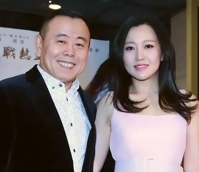 68岁潘长江豪宅名车无数	，晚年却为42岁女儿愁白头，真相泪崩！