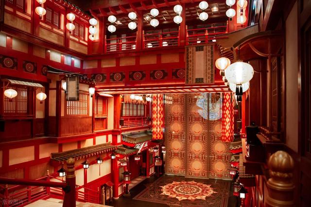 3.06亿游客挤爆！一秒穿盛唐？西安凭啥爆火？