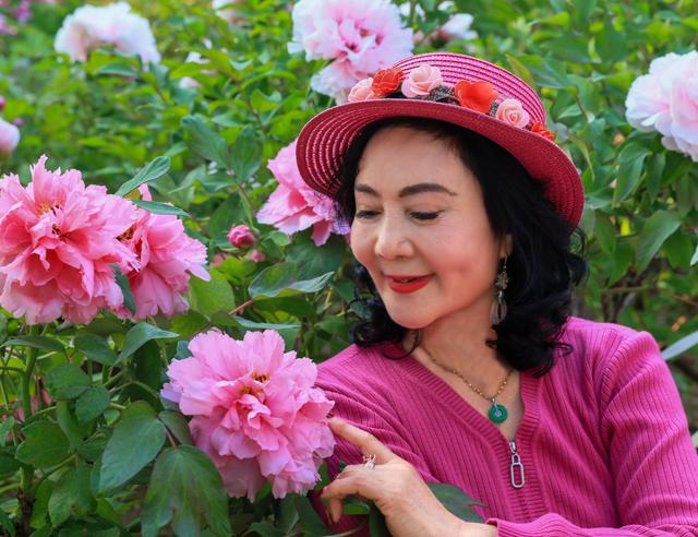 国色天香 旗韵芳华——牡丹园赏花雅集