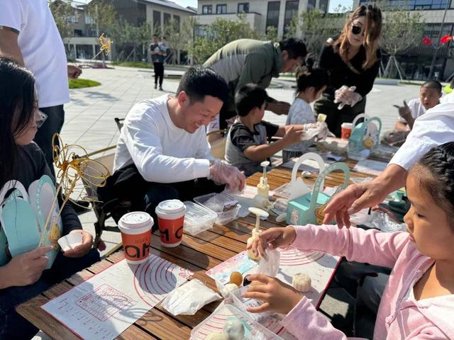 肆季南河飘书香 童话阅游绘金秋——2025长春文旅金秋童话阅游荟点亮亲子时光