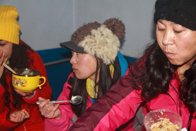 十二年前我在千山五龙宫寺庙吃粥！