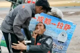 小狼自驾游天下，铁打的小狼，流水的女伴，找媳妇的愿望能实现吗图片