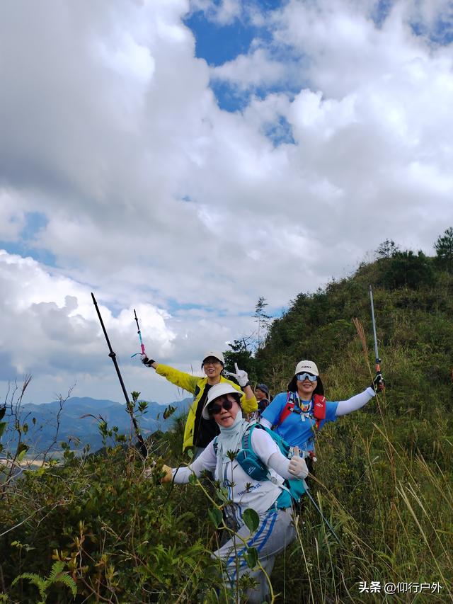永定奥杳梯田穿越九十九岽徒步