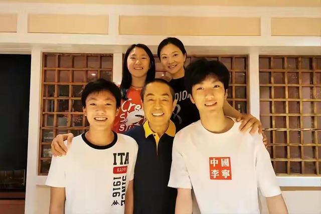 陈婷也没想到，她的“七旬老汉”再破天花板，让整个导演圈沉默了