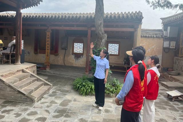 大像山景区：暑期志愿红点亮游客心 青春力量赋能文旅服务