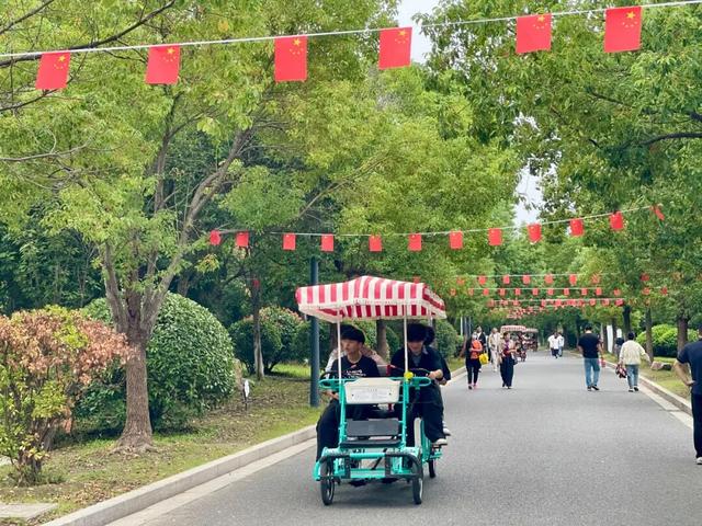 国庆去哪儿玩｜十一不必出远门！五岛湖旅游区邂逅秋意诗韵
