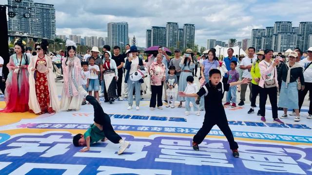 图集丨活动首日，32.5万人次嗨爆滇池东西岸